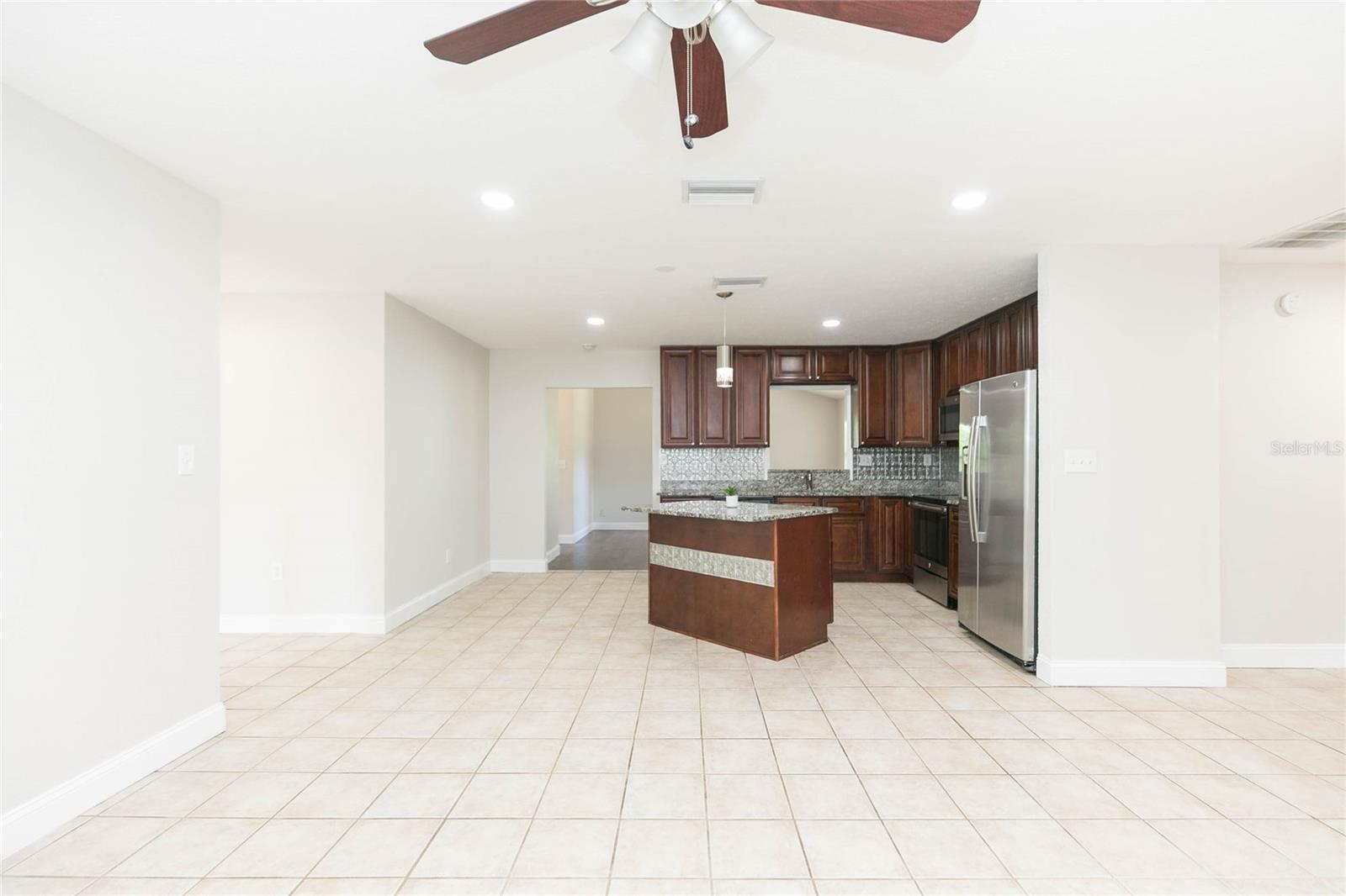 13410 Lee St Property Photo 10