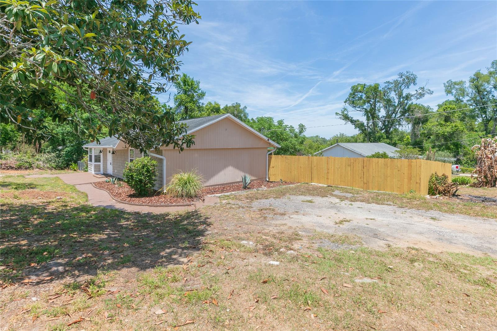 13410 Lee St Property Photo 35