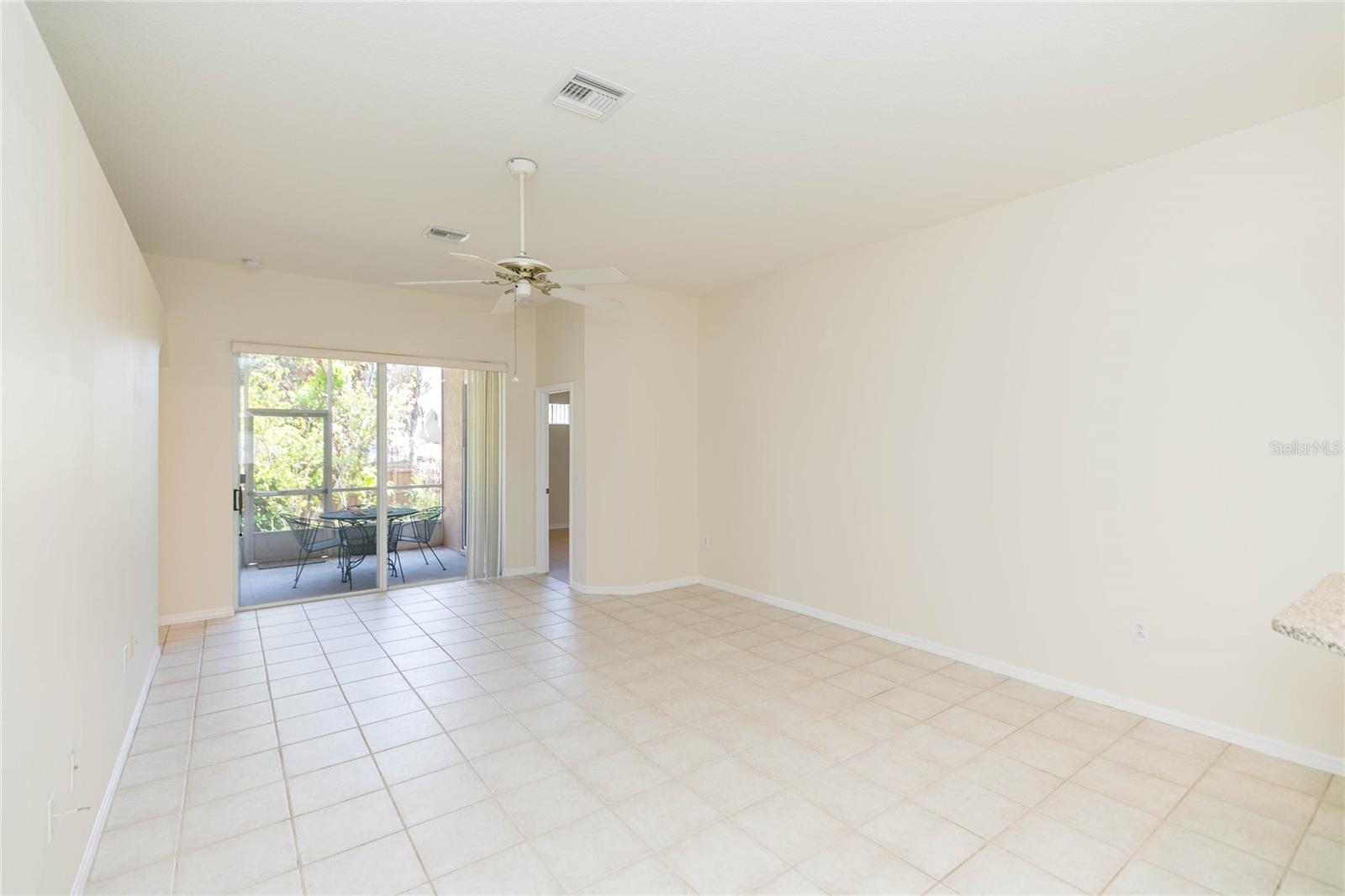 22704 Roderick Dr Property Photo 15