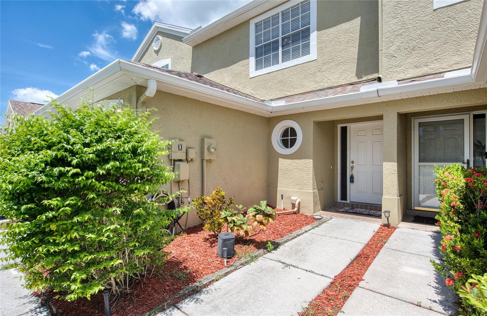 11235 KAPOK GRAND CIR Property Photo 1
