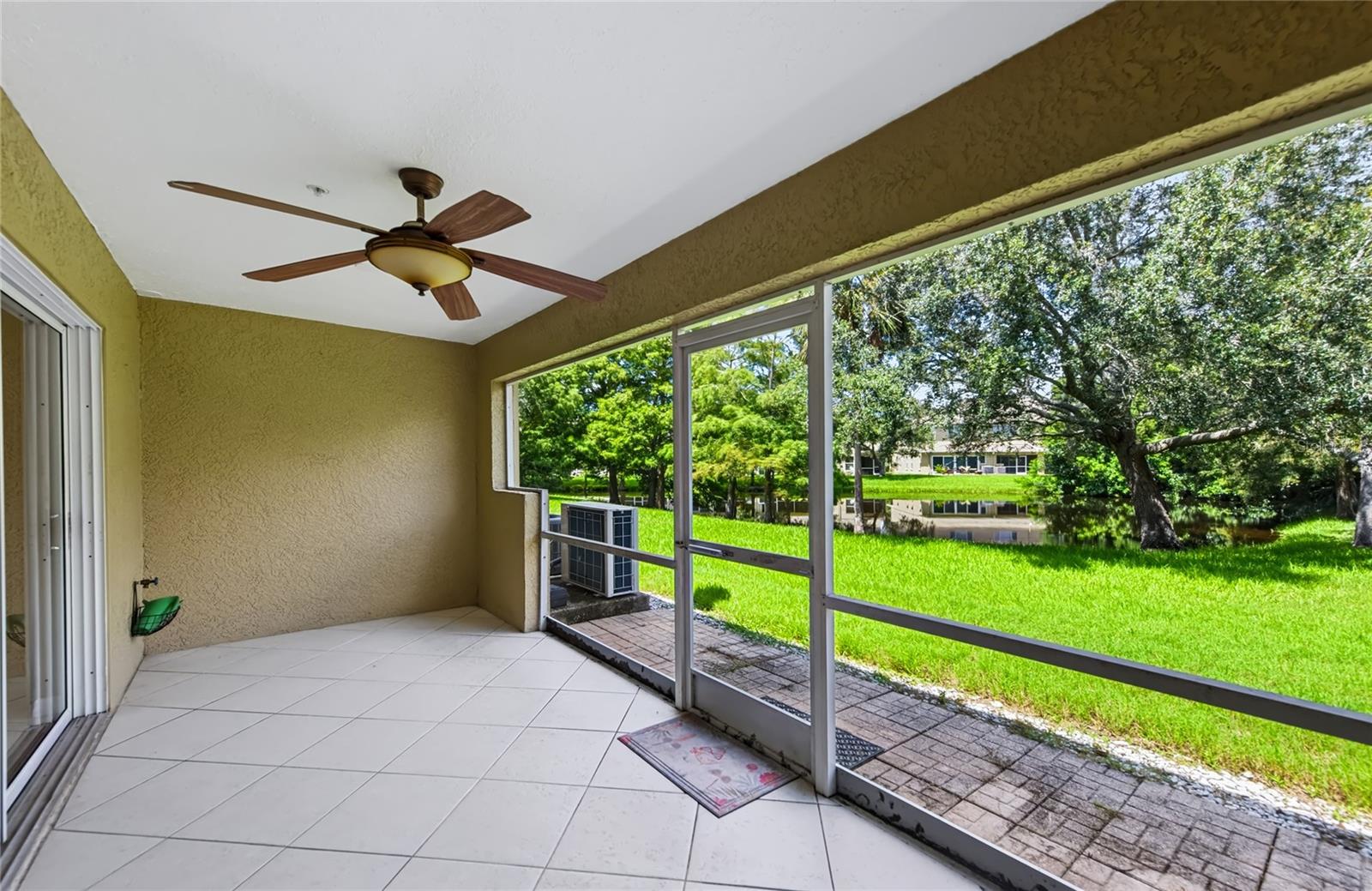 11235 Kapok Grand Cir Property Photo 27