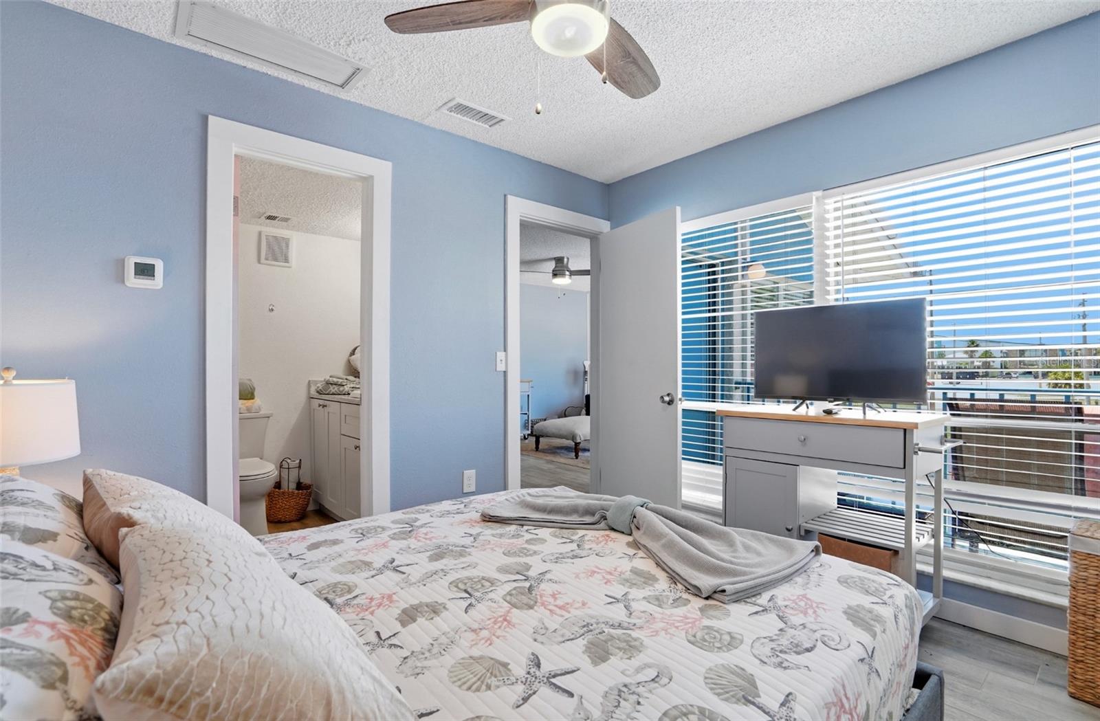 155 Medallion Blvd #e Property Photo 19