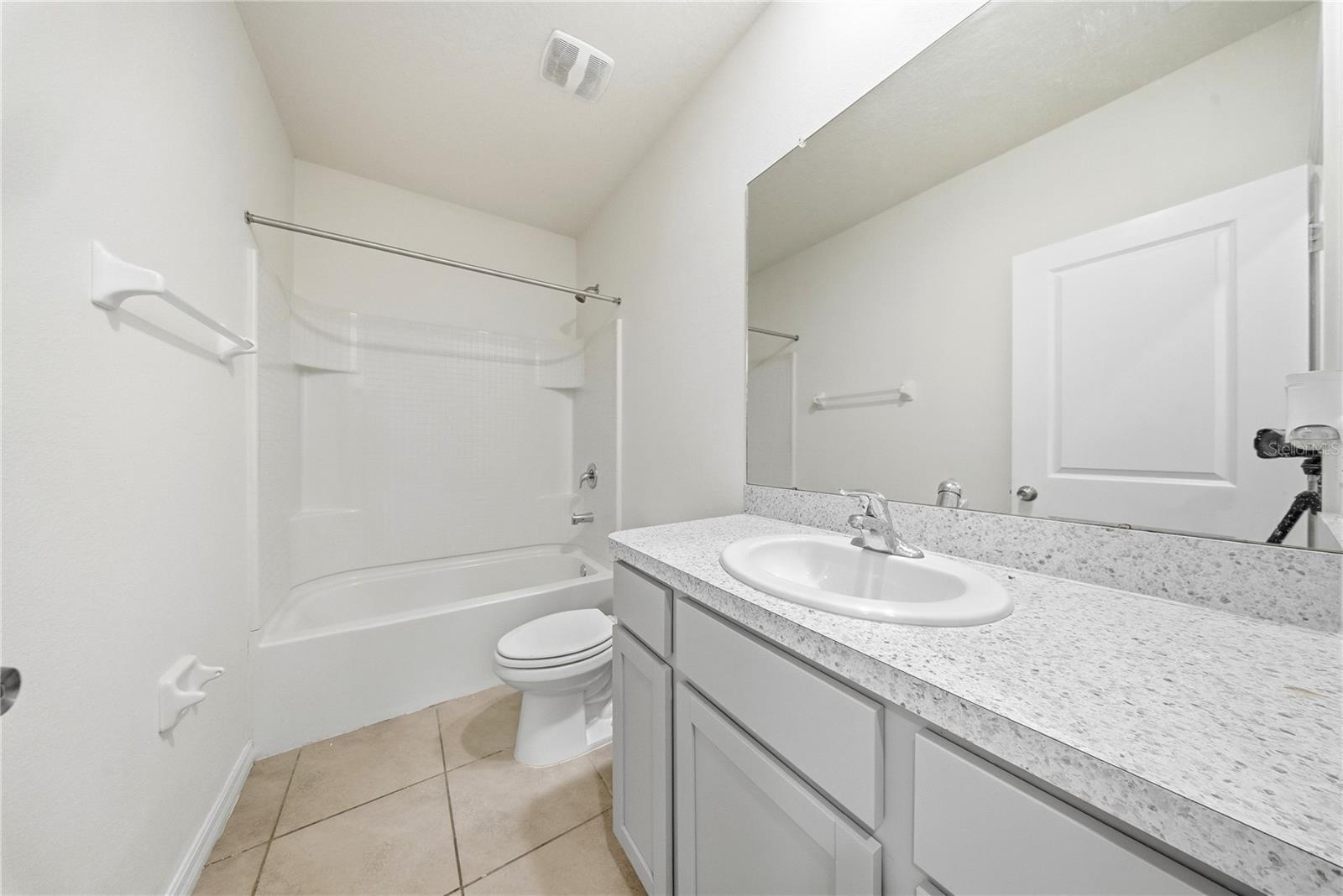 1574 Hubbell Rd Property Photo 45