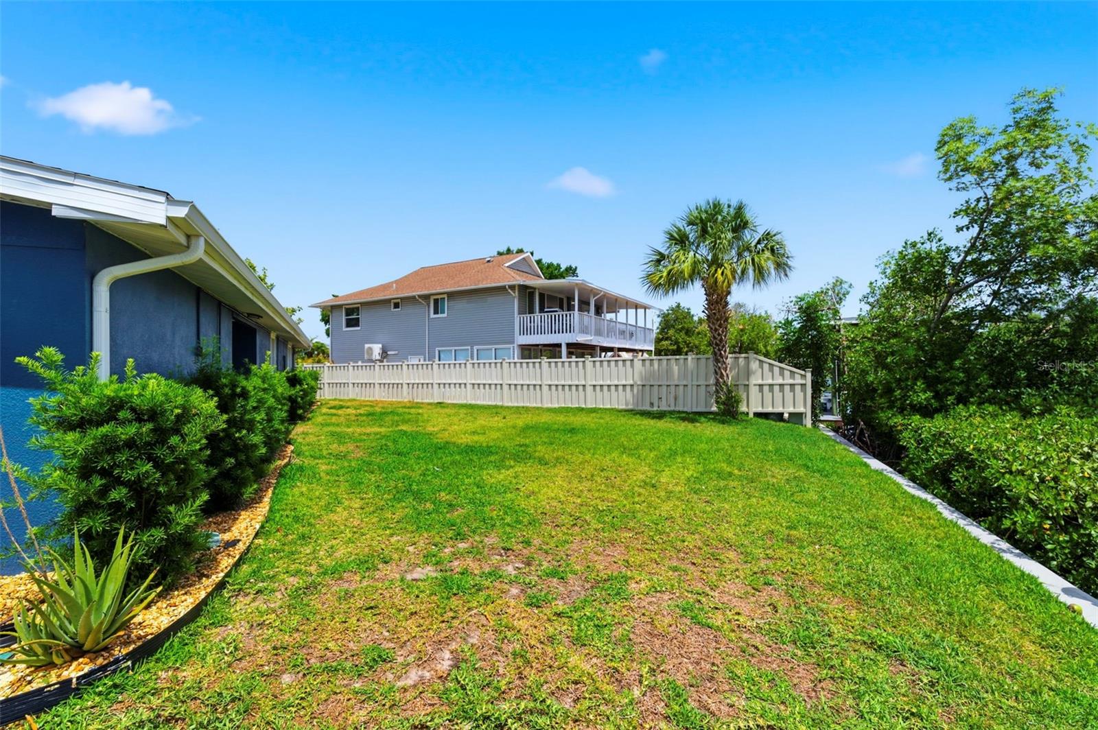 3325 W Shell Point Rd Property Photo 19