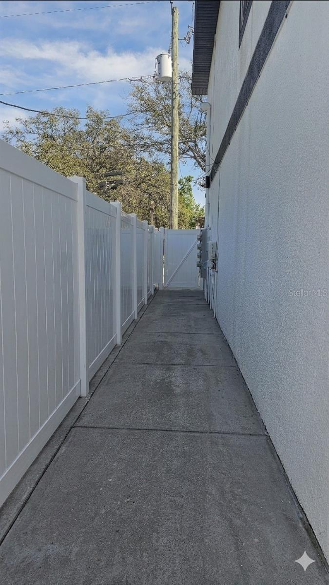 13612 N 21st St Property Photo 12