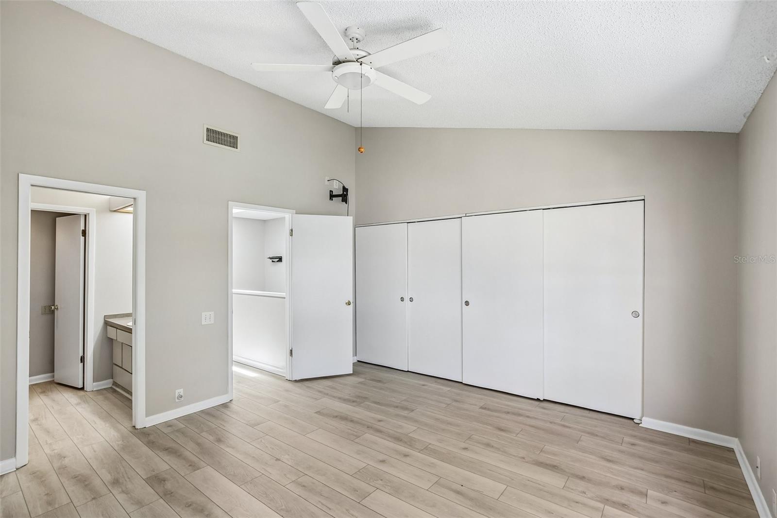 1006 Cicero Ln Property Photo 22