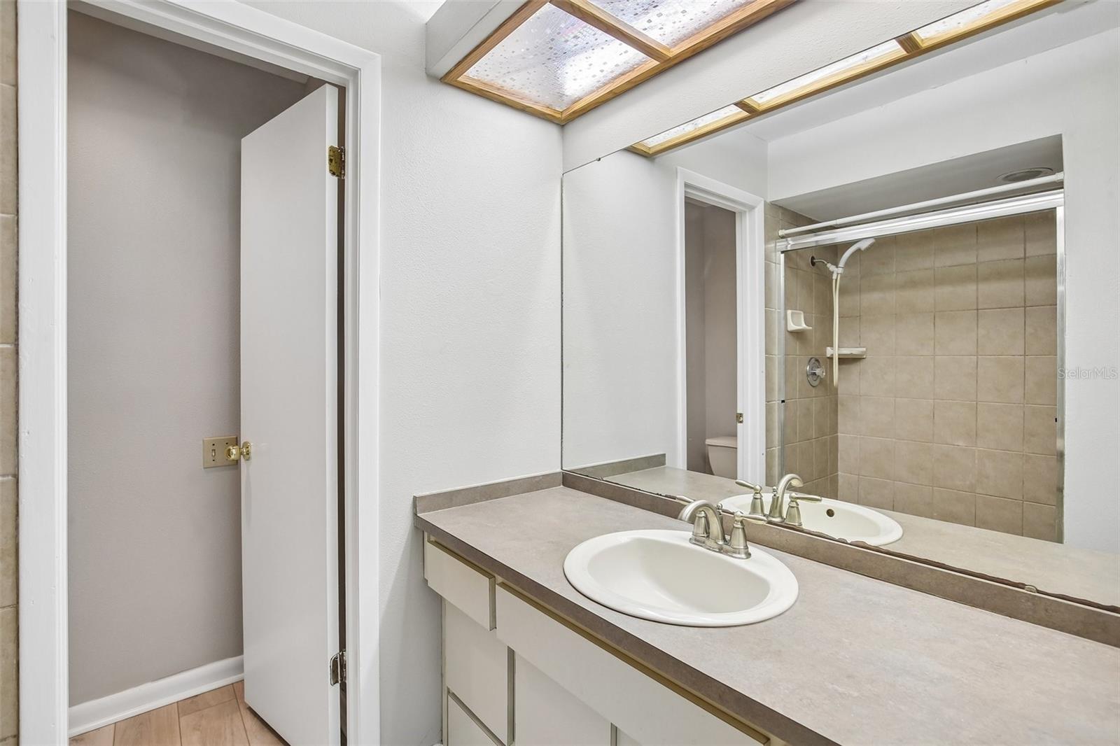 1006 Cicero Ln Property Photo 25