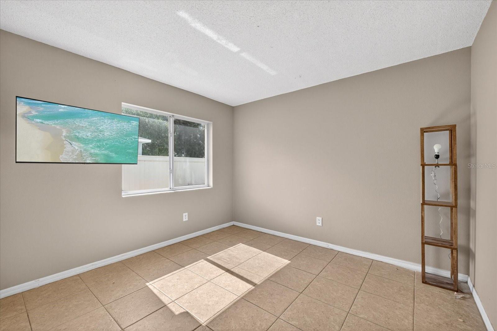 12015 Cedarfield Dr Property Photo 7