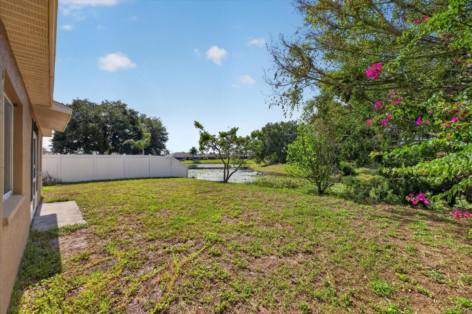 12015 Cedarfield Dr Property Photo 33