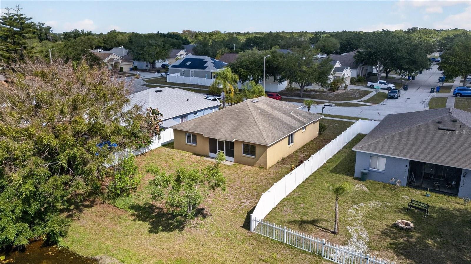 12015 Cedarfield Dr Property Photo 40