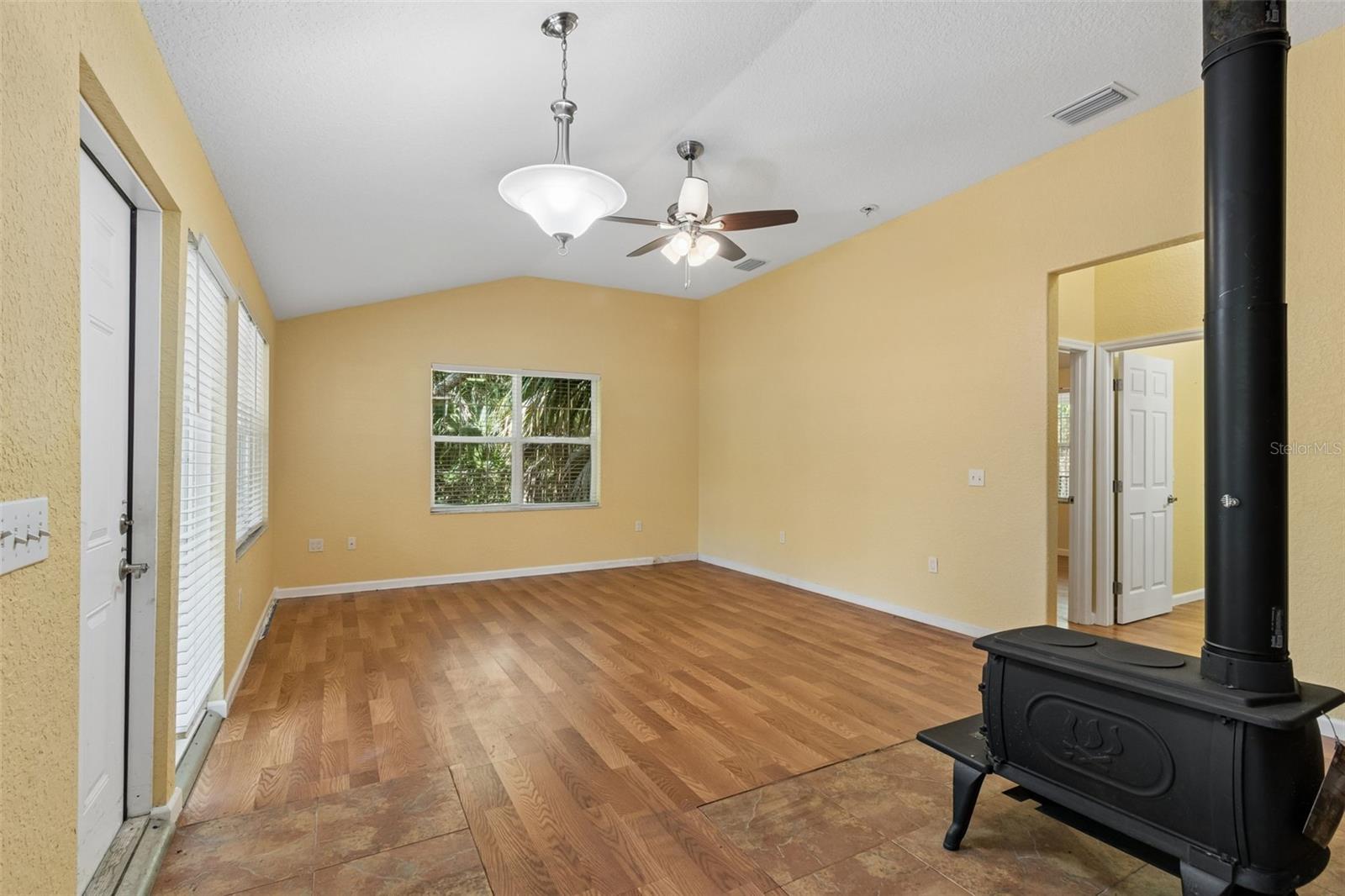 11274 S Riviera Dr Property Photo 6