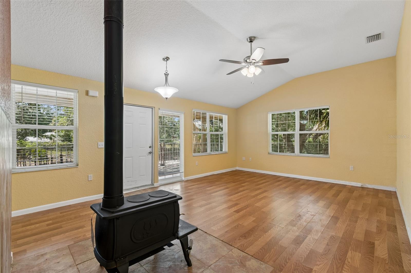 11274 S Riviera Dr Property Photo 10