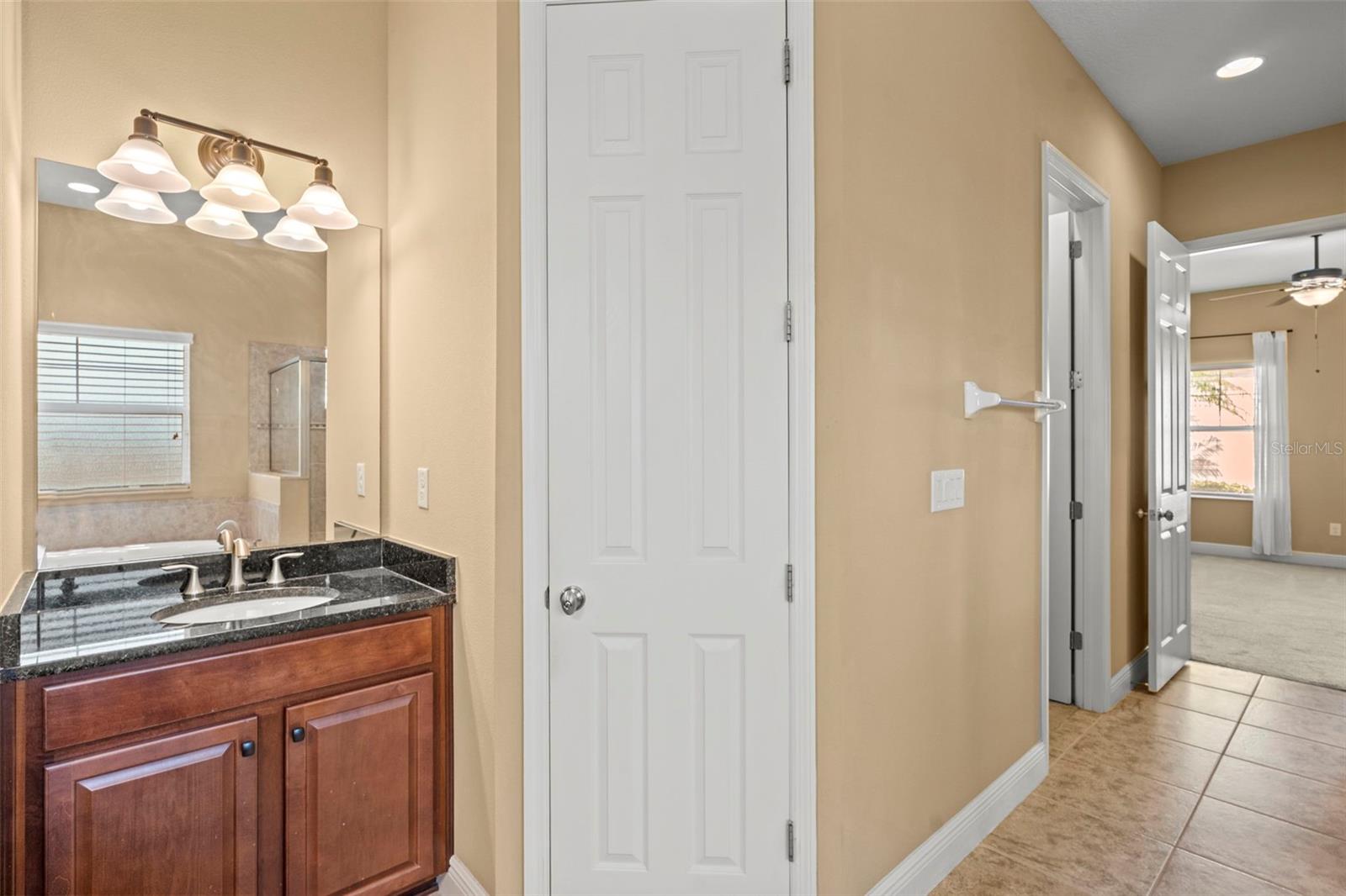 514 Winterside Dr Property Photo 39