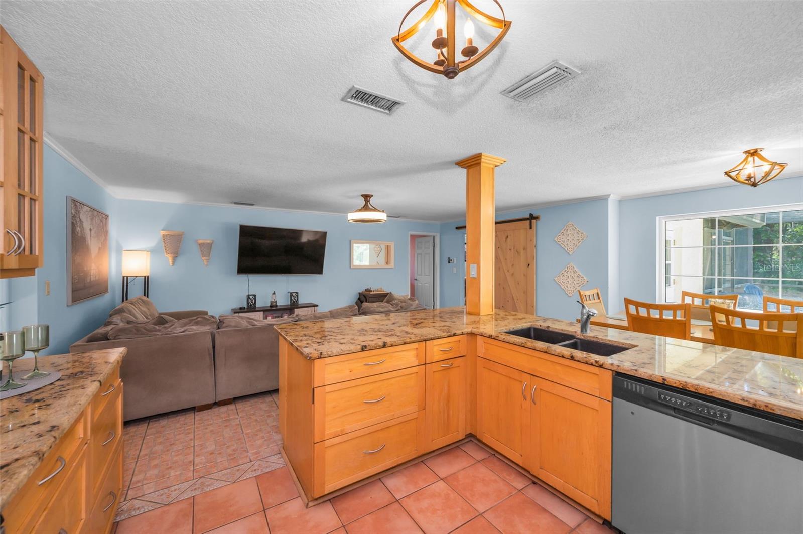 520 Sandy Hook Rd Property Photo 16