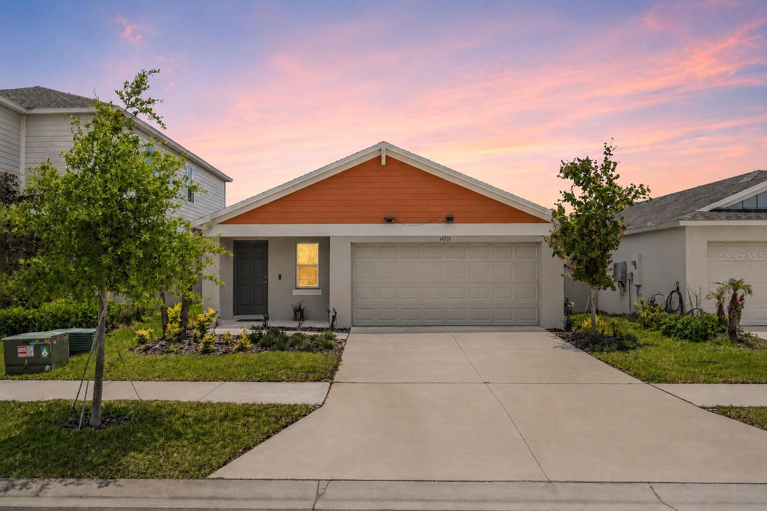 14919 STERLING SPUR AVE Property Photo 1
