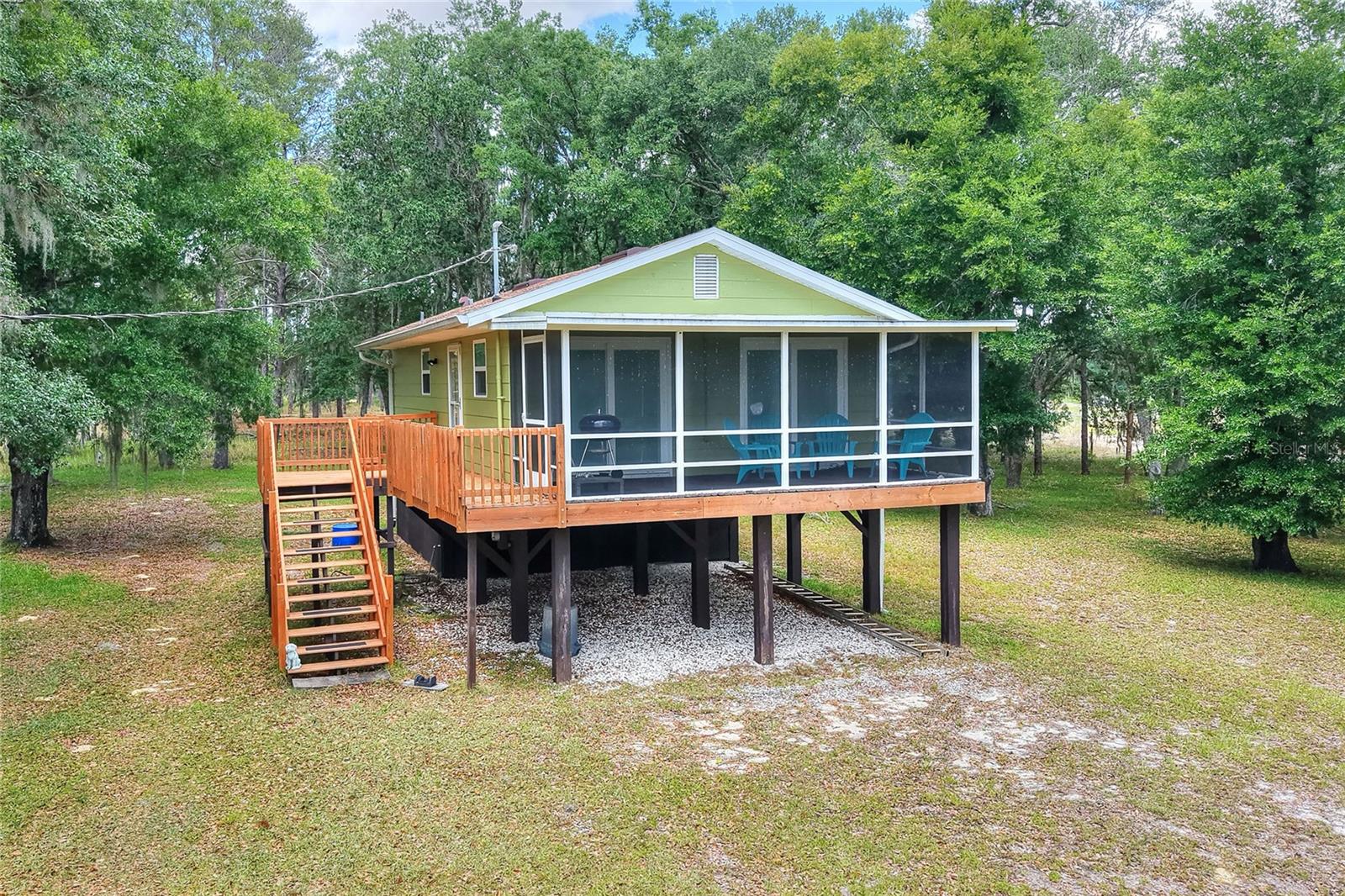 1885 Pfundstein Rd Property Photo 1