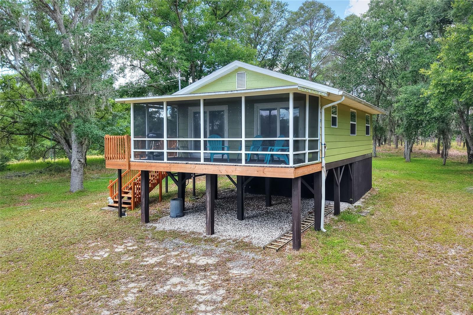 1885 Pfundstein Rd Property Photo 4