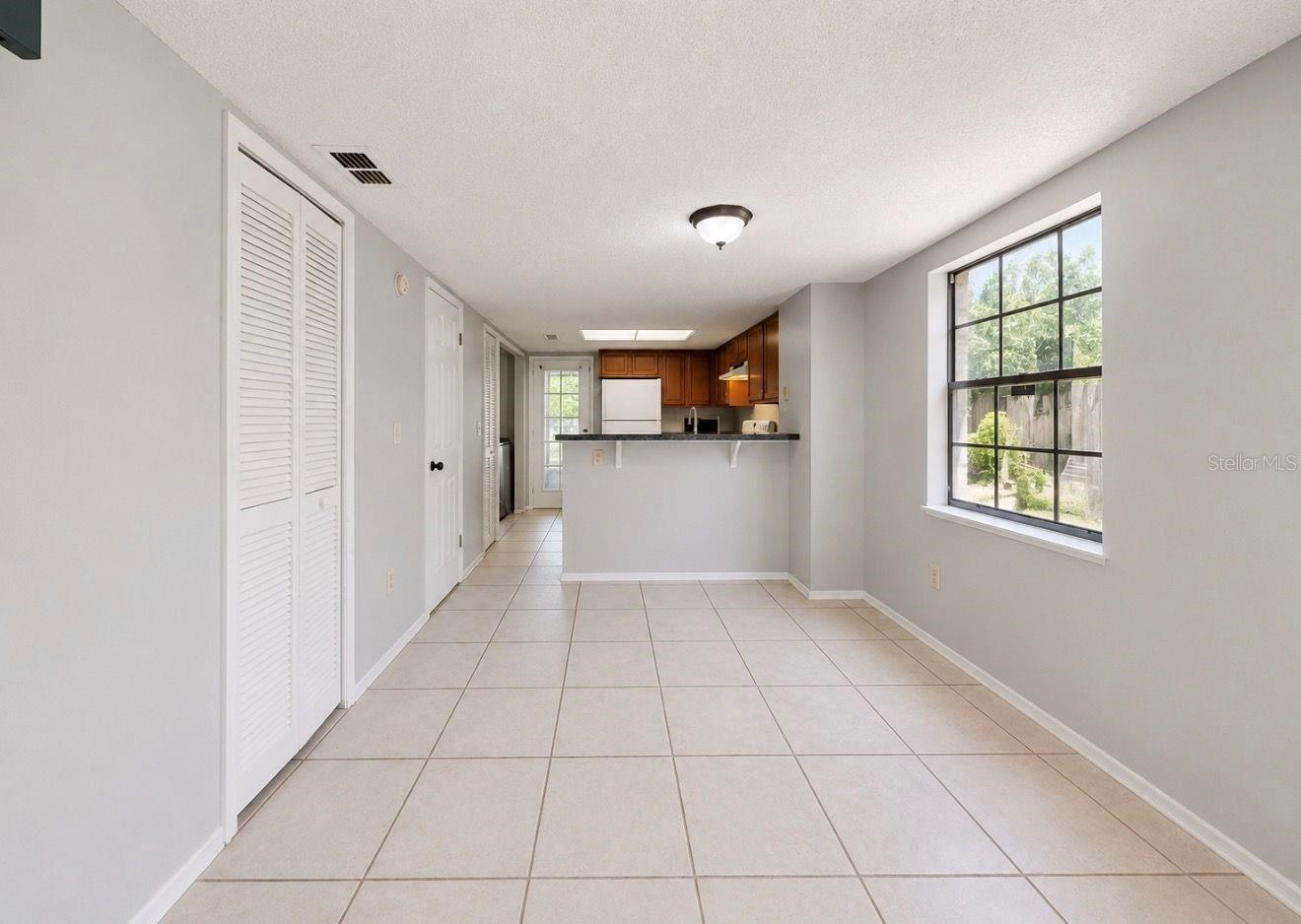 2316 Fletchers Point Cir Property Photo 13