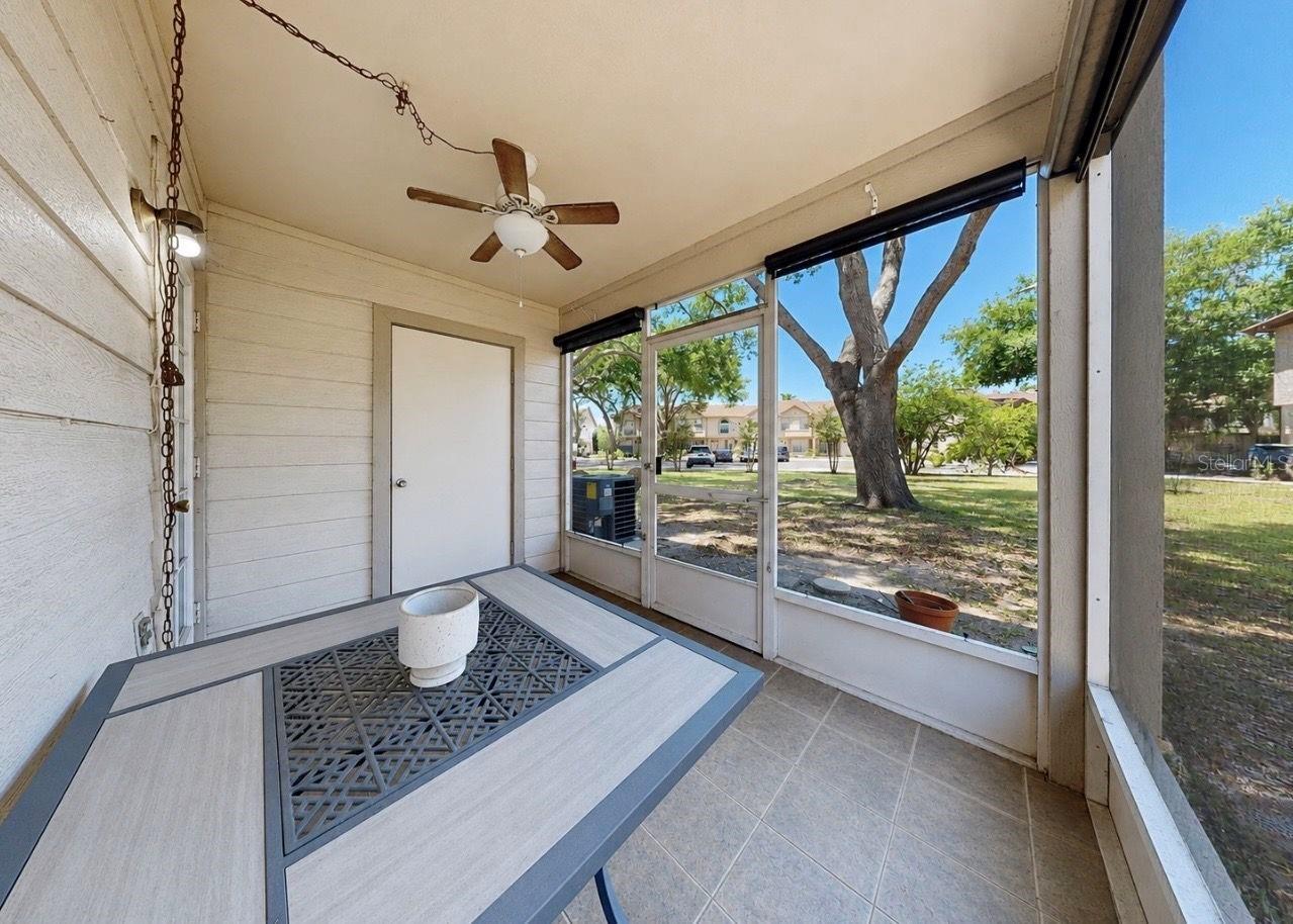 2316 Fletchers Point Cir Property Photo 25