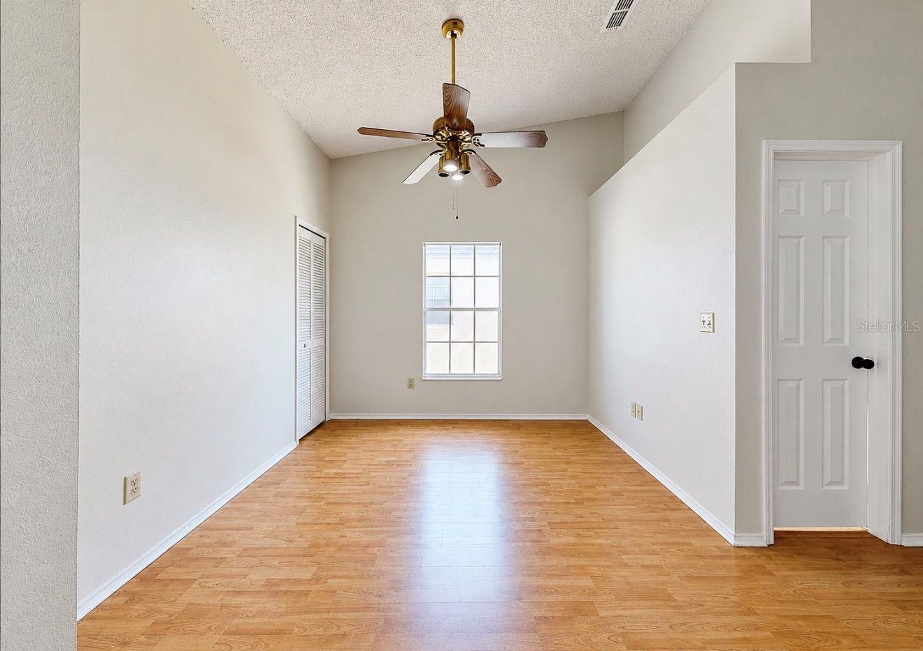 2316 Fletchers Point Cir Property Photo 28