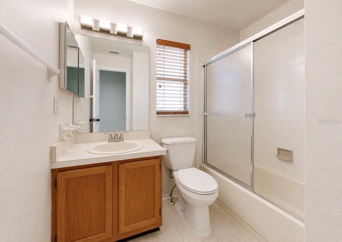 2316 Fletchers Point Cir Property Photo 43