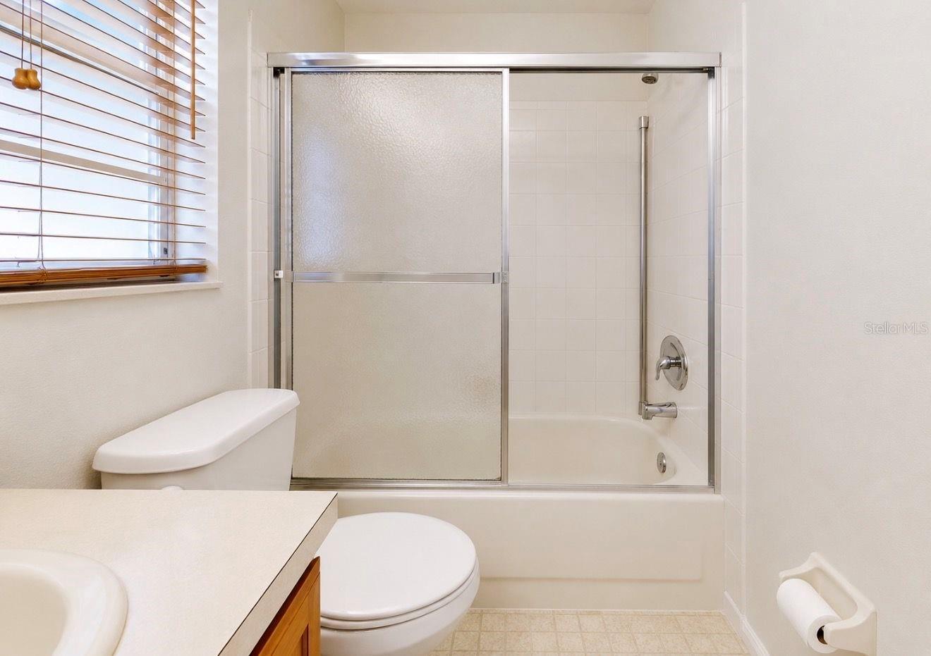 2316 Fletchers Point Cir Property Photo 44