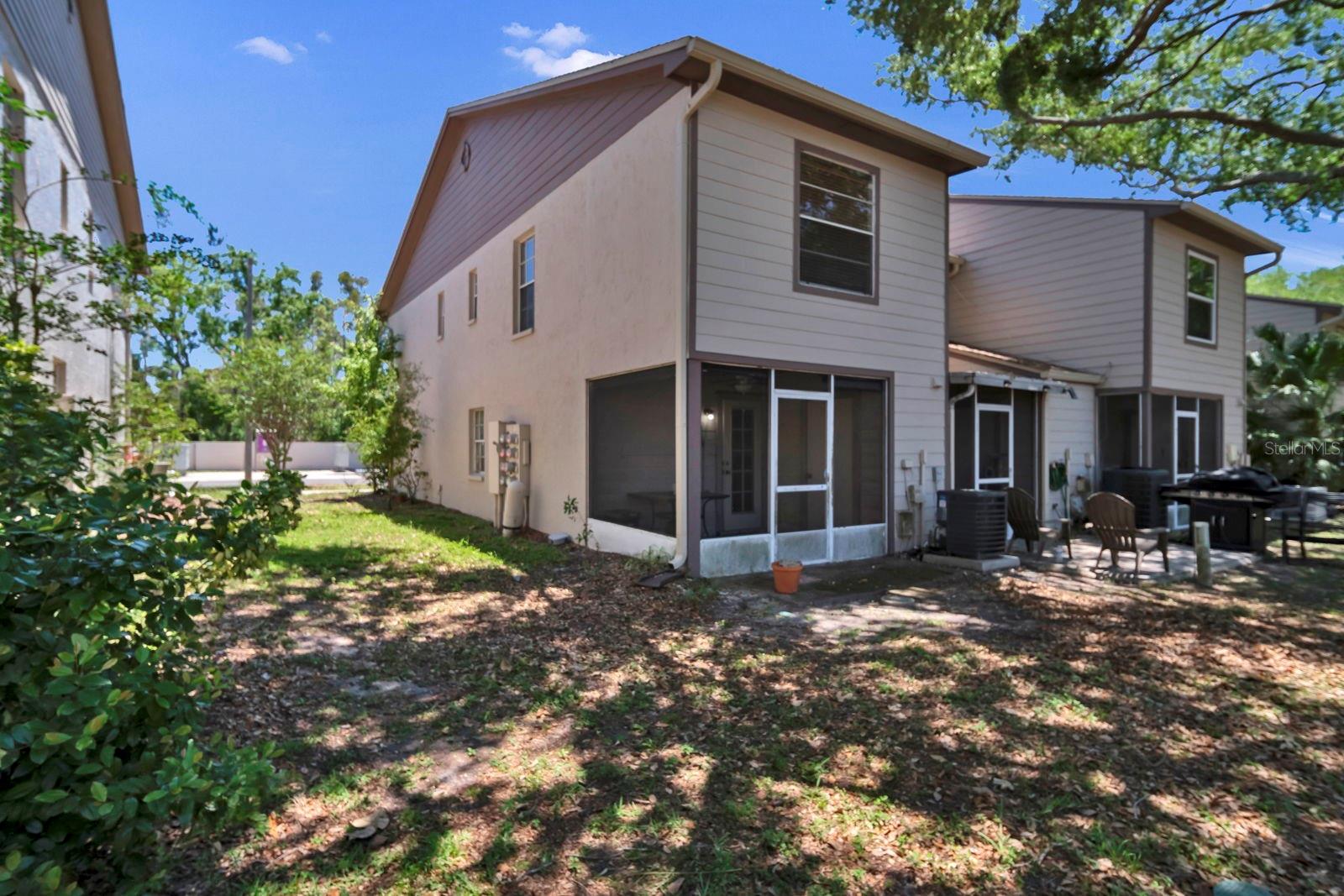2316 Fletchers Point Cir Property Photo 48