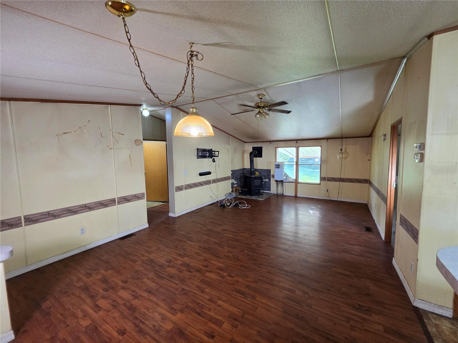 3642 Kalman Dr Property Photo 11