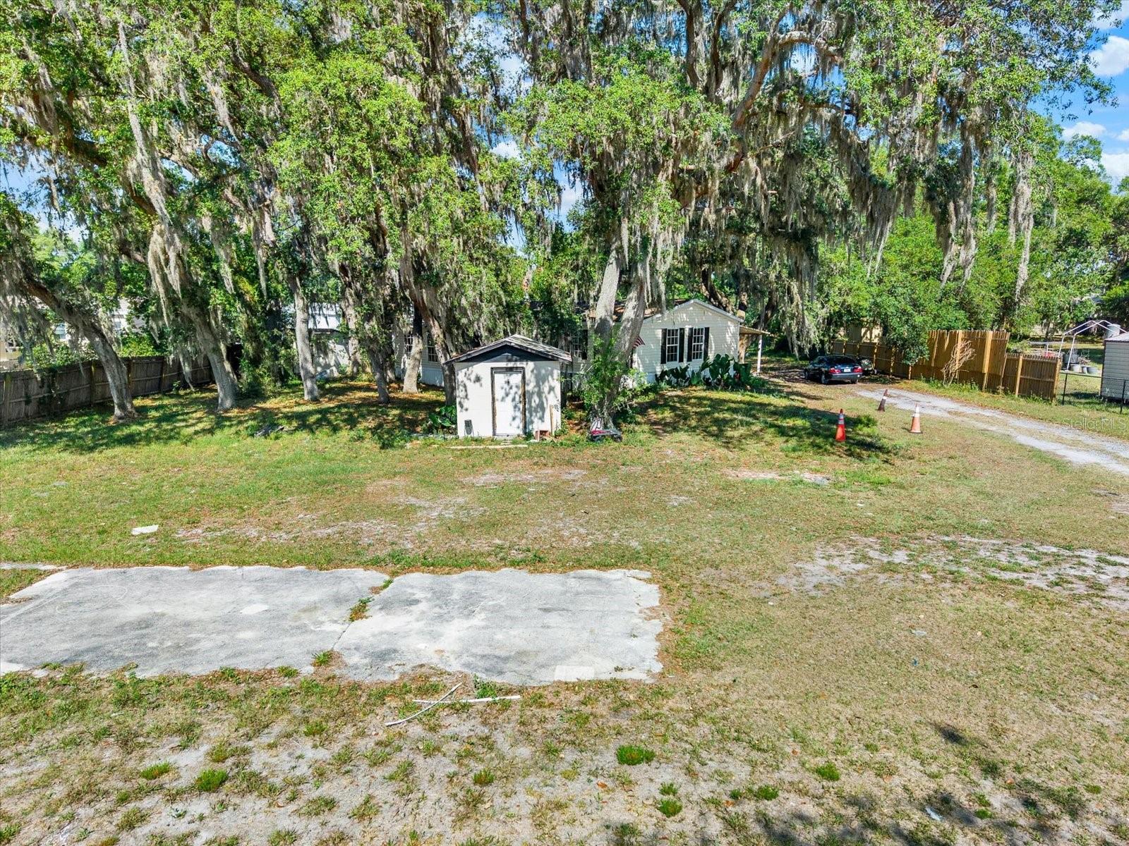 3642 Kalman Dr Property Photo 28