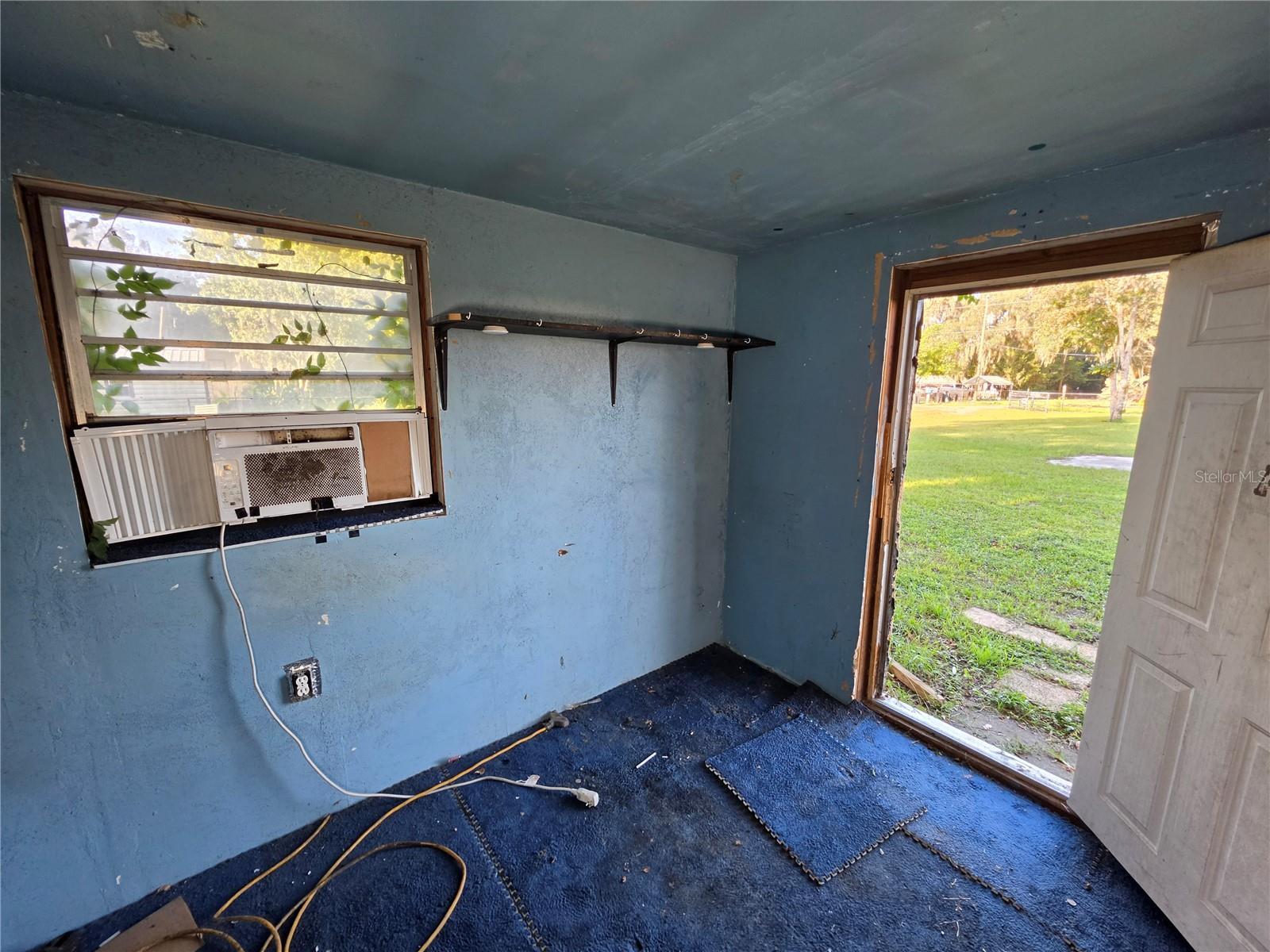 3642 Kalman Dr Property Photo 32