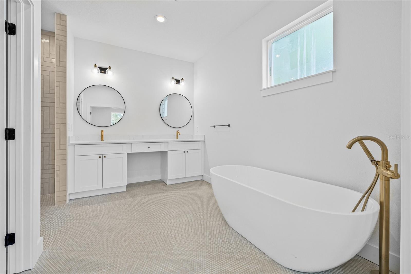 7617 Alvina St Property Photo 24