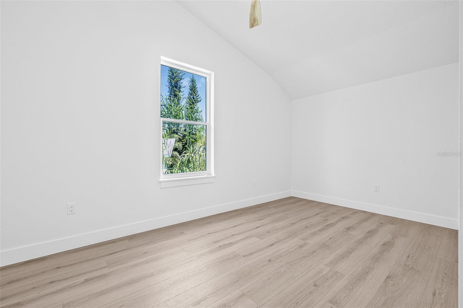 7617 Alvina St Property Photo 36