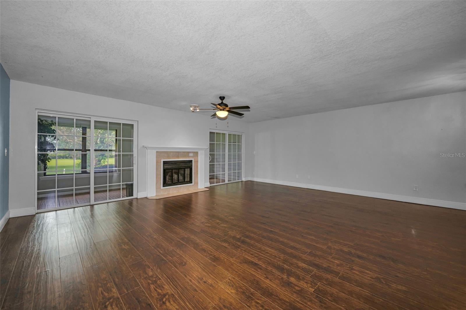 9150 Park Blvd #6 Property Photo 10