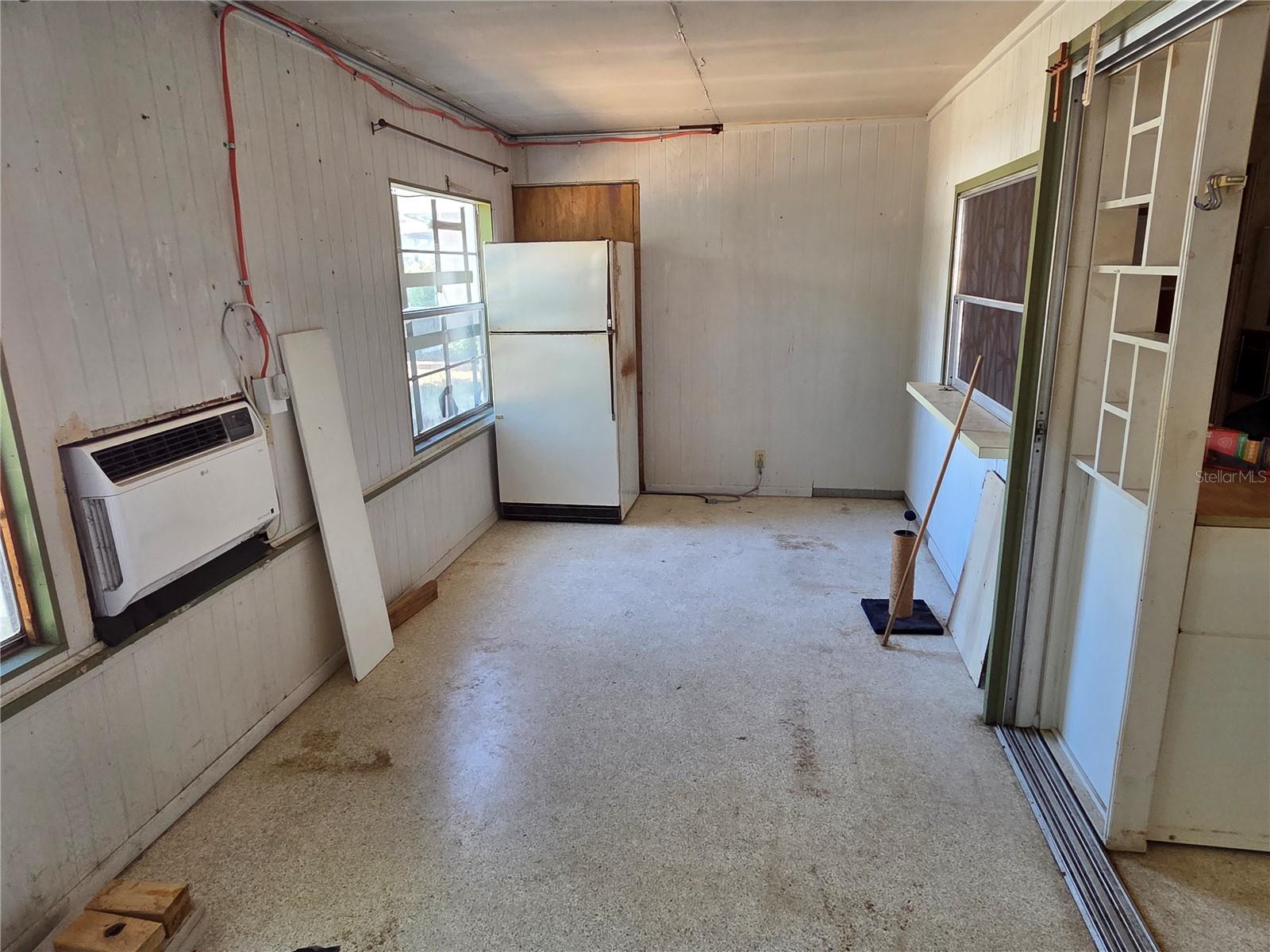 3707 Sharondale Dr Property Photo 4