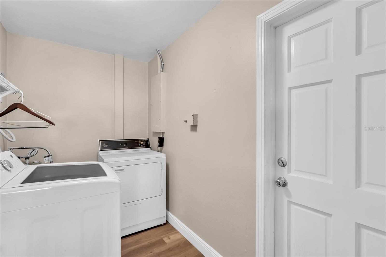 6860 Park St S Property Photo 6