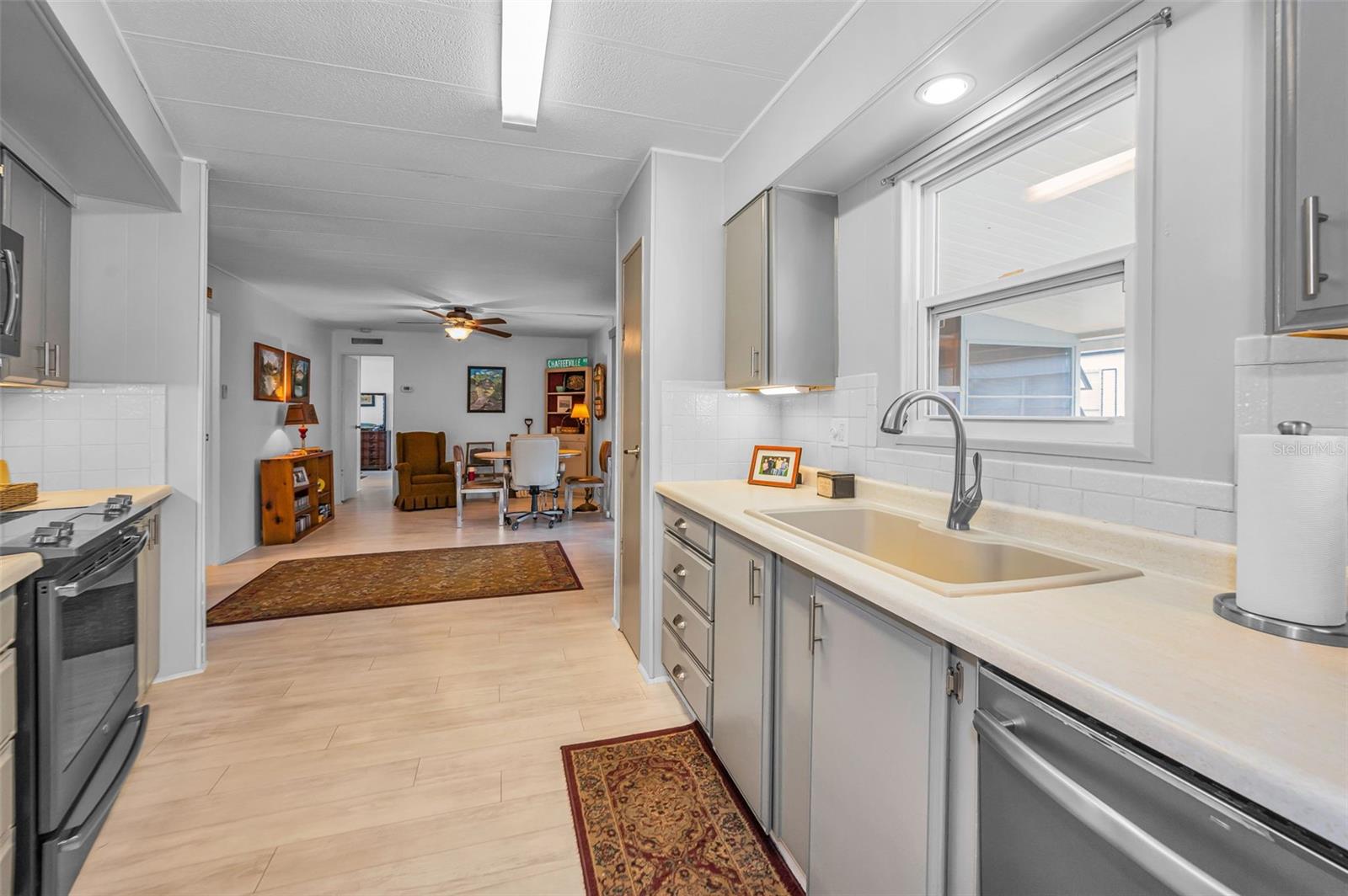 3230 Lanark Dr Property Photo 13