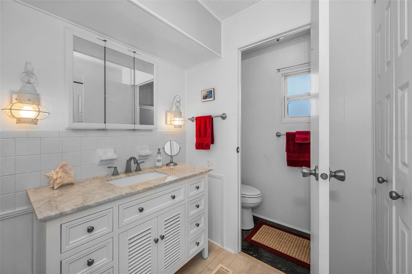 3230 Lanark Dr Property Photo 25