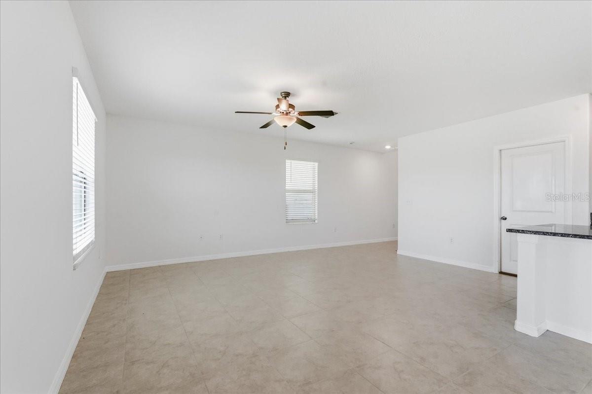 5224 White Chicory Dr Property Photo 14