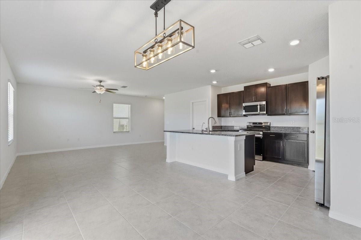 5224 White Chicory Dr Property Photo 16