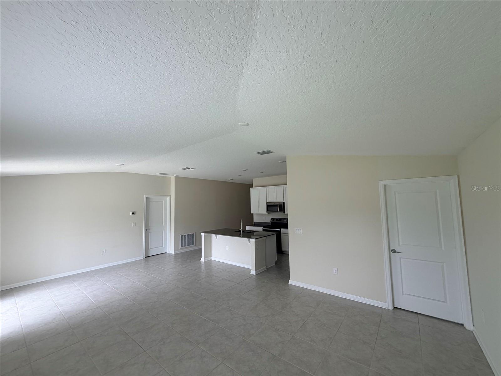 16419 Glassy Loch Loop Property Photo 8
