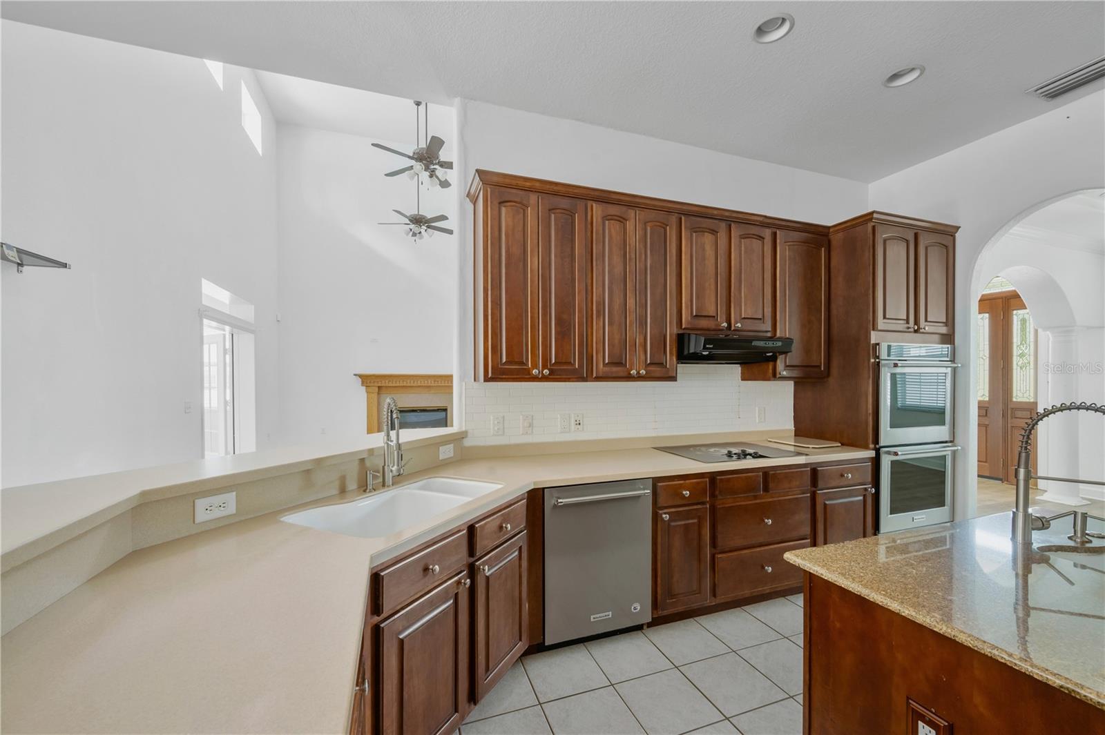 1507 W Windhorst Rd Property Photo 26