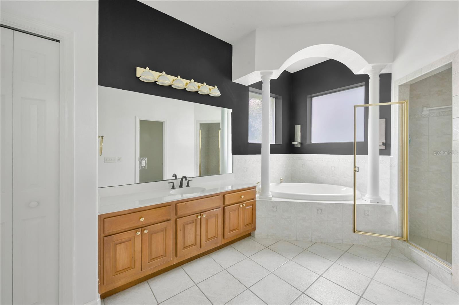 1507 W Windhorst Rd Property Photo 33