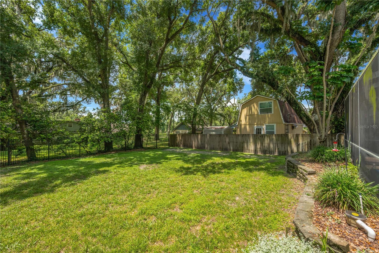 1507 W Windhorst Rd Property Photo 56
