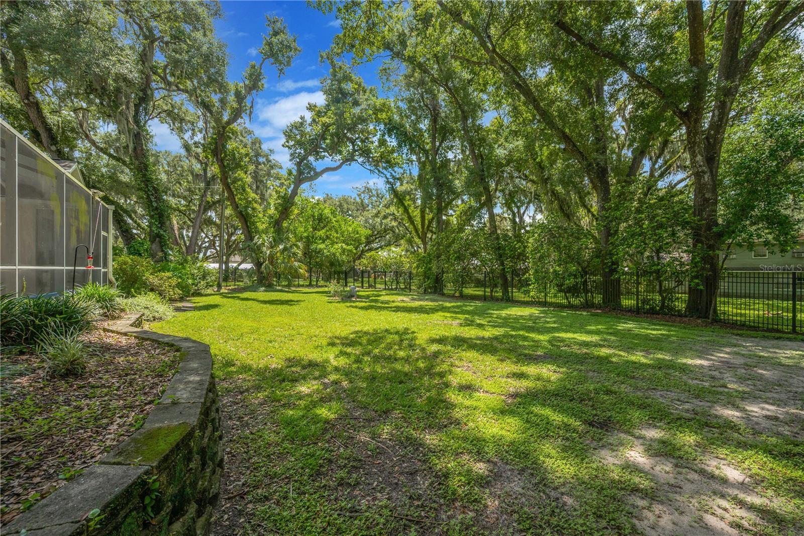1507 W Windhorst Rd Property Photo 57