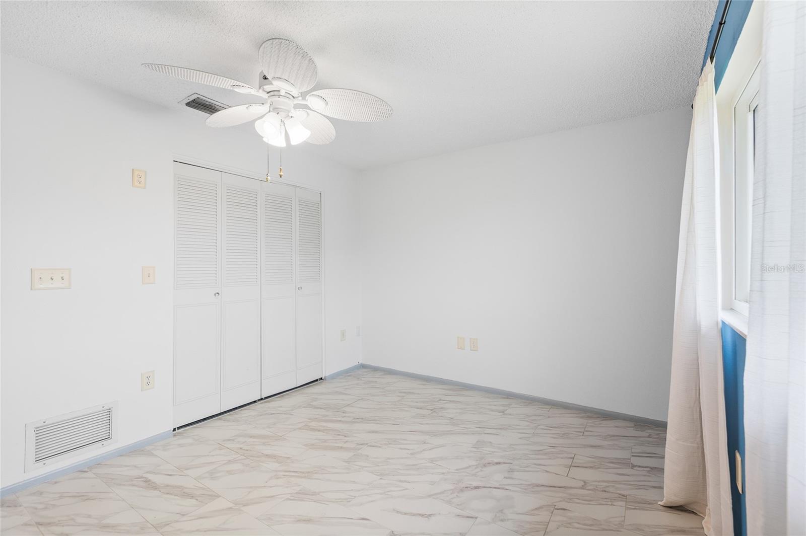 4563 Great Lakes Dr S Property Photo 28