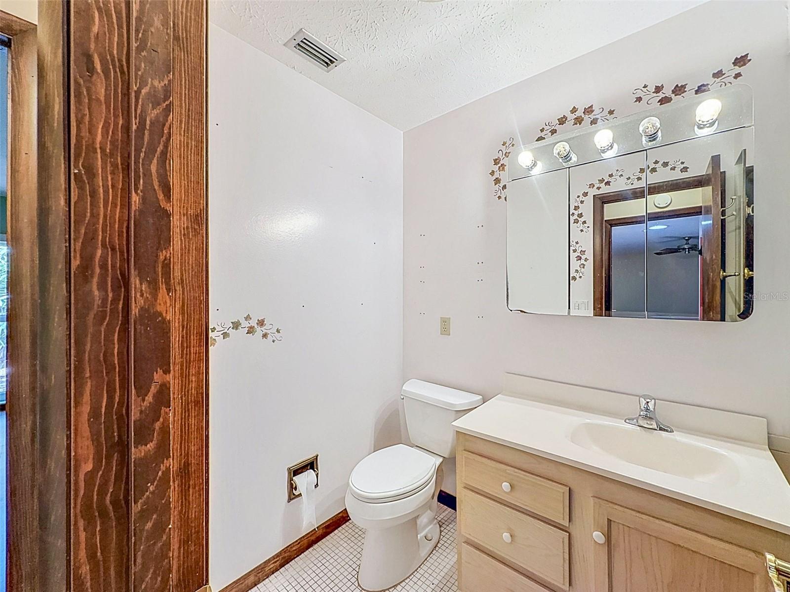 18202 Oakdale Rd Property Photo 27