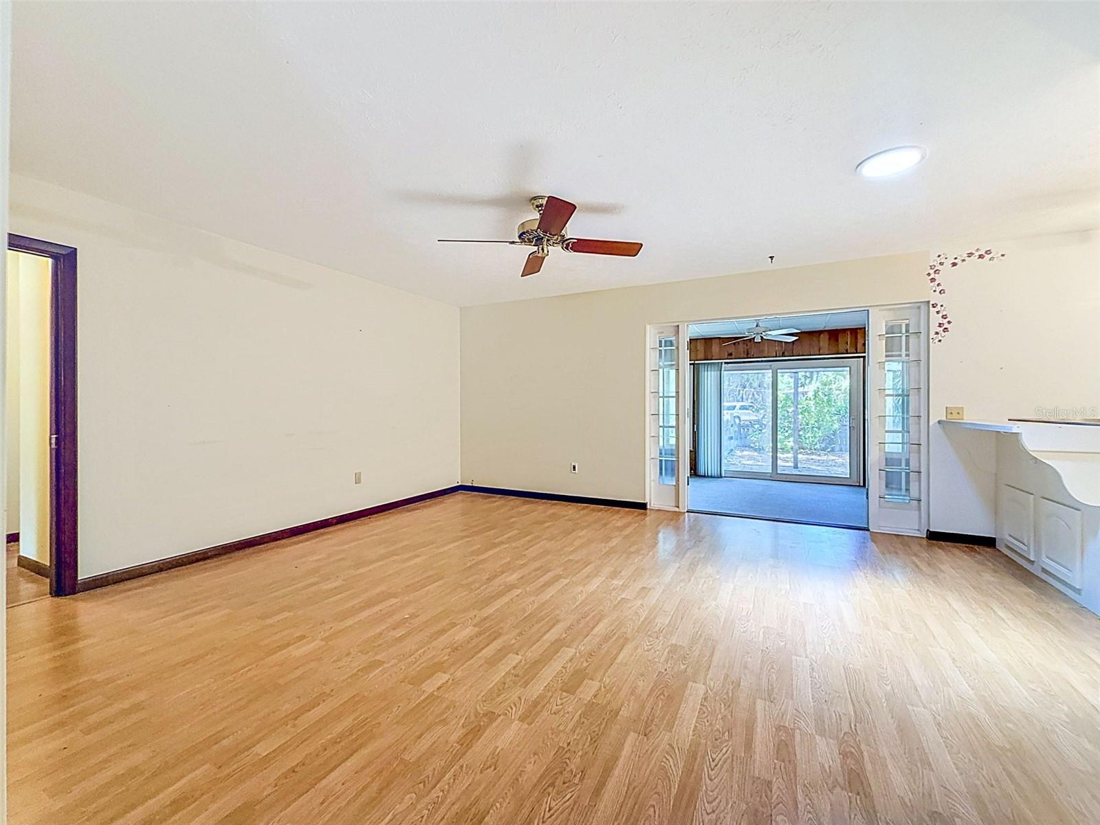 18202 Oakdale Rd Property Photo 37