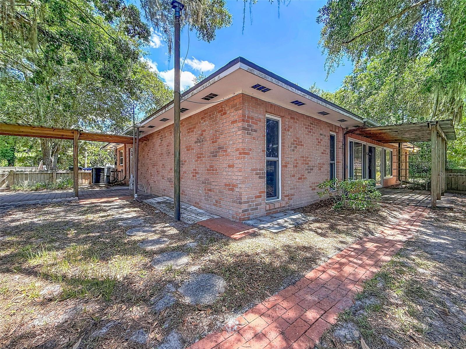 18202 Oakdale Rd Property Photo 54
