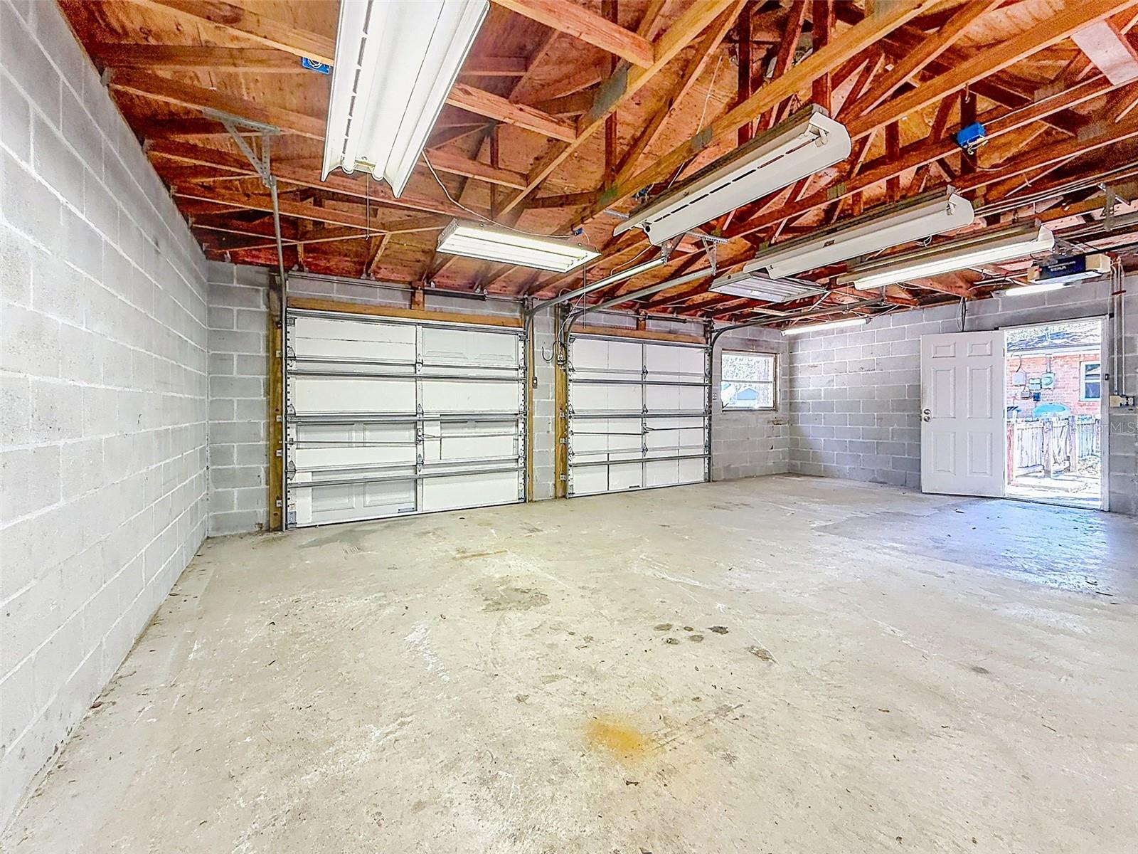 18202 Oakdale Rd Property Photo 65