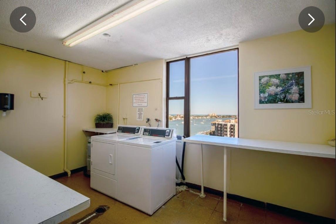 255 Dolphin Pt #2 Property Photo 22